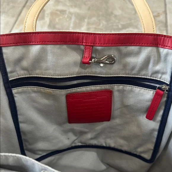 VGUC Coach Legacy Weekend Saint James YarnDyed Medium Tote made in 2013 - Picture 12 of 12